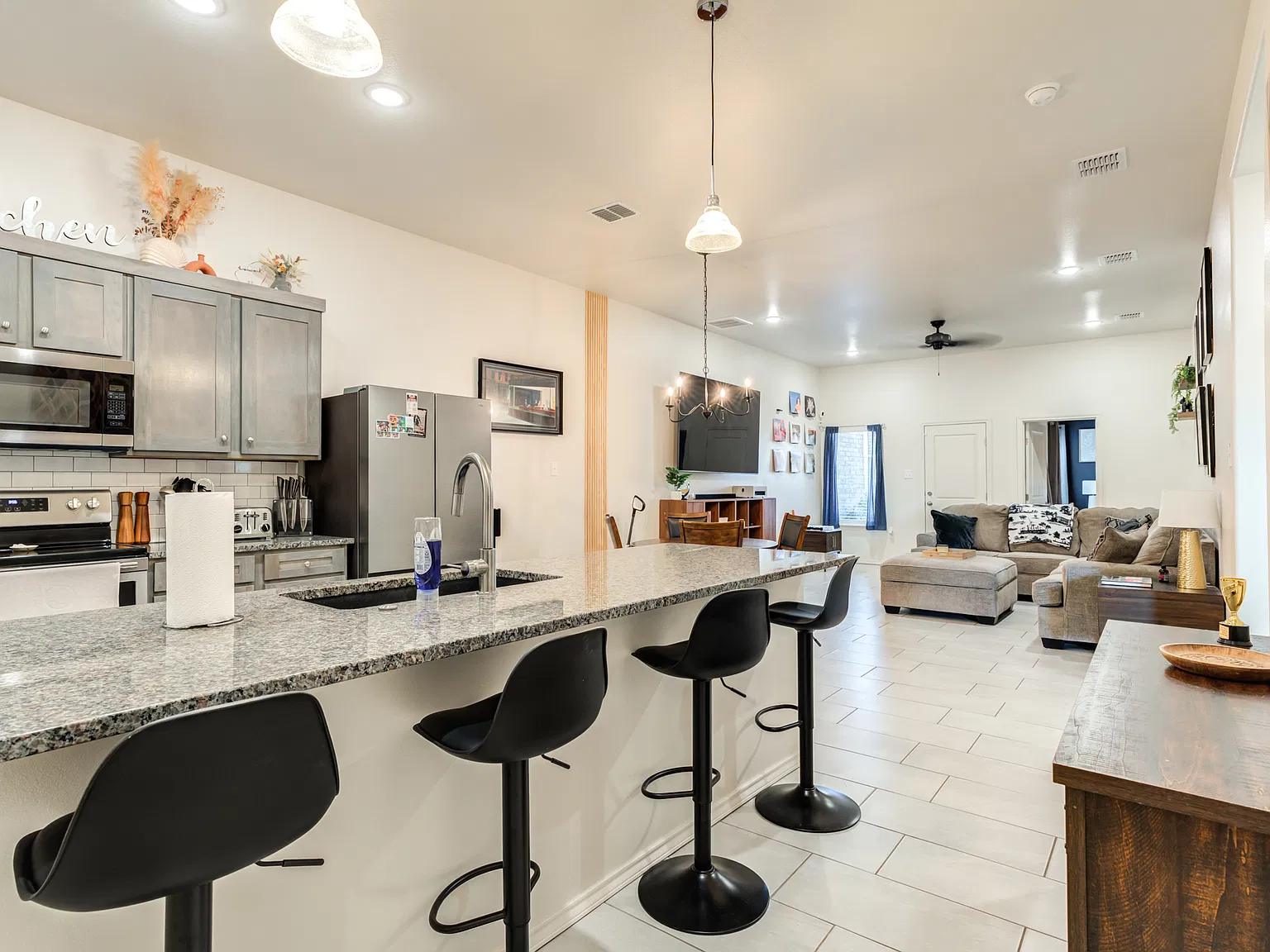 3 bed, 1513 sqft, $1,600 — Photo 4