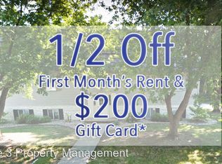 1000 Charlotte Dr APT A, Normal, IL 61761