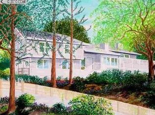 1049 Pine Ln, Lafayette, CA 94549