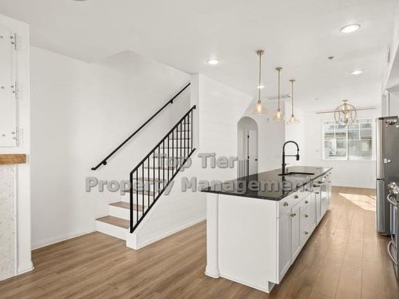 3rd image of 830 Harbor Cliff Way Unit 282