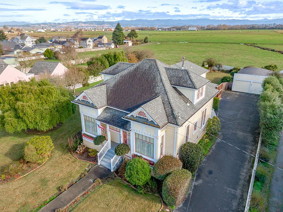 922 Main St, Ferndale, CA 95536 Zillow