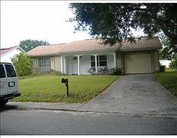 5th image of 8401 Mill Creek Ln