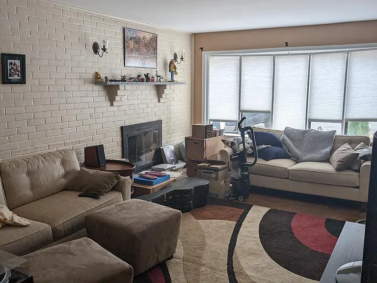 433 Arbutus Ave #B — Photo 4