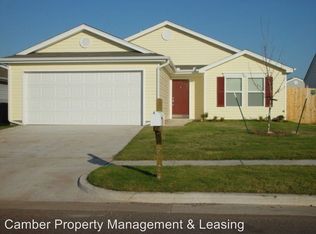 9104 Checkerbloom Dr, Moore, OK 73165