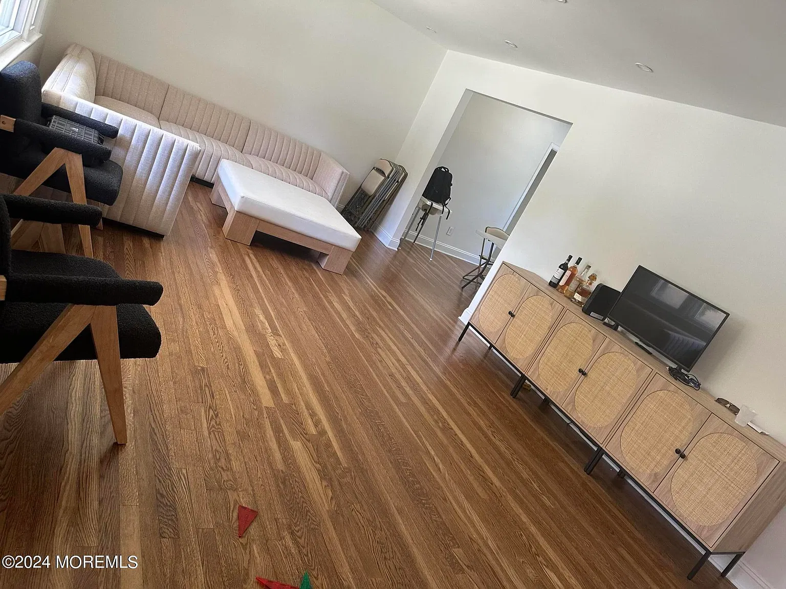 4 bed, 1480 sqft, $2,800 — Photo 3