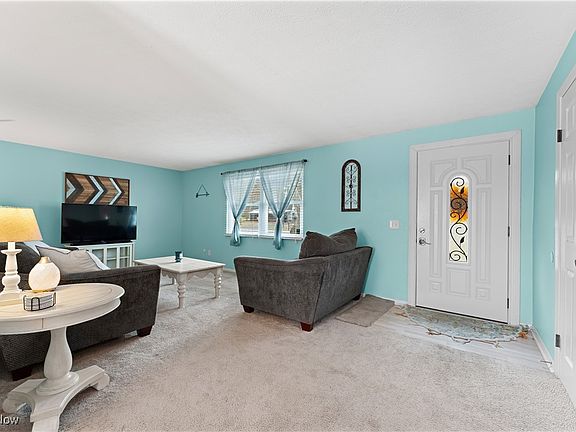 5th image of 5730 Grenshaw Ave