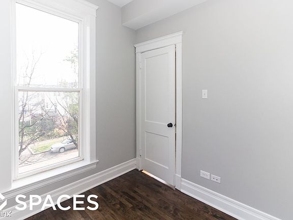 3rd image of 2631 N Mozart St #1