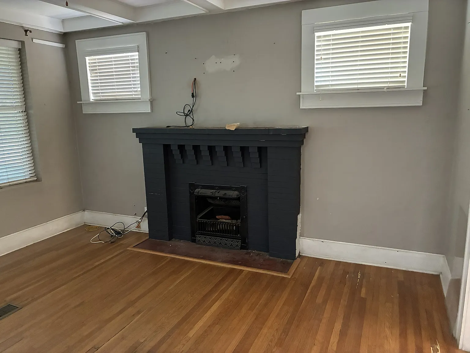 4 bed, 2240 sqft, $2,300 — Photo 2