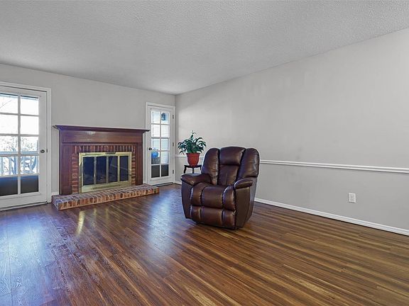 4th image of 15631 Hedgeford Ct APT 20