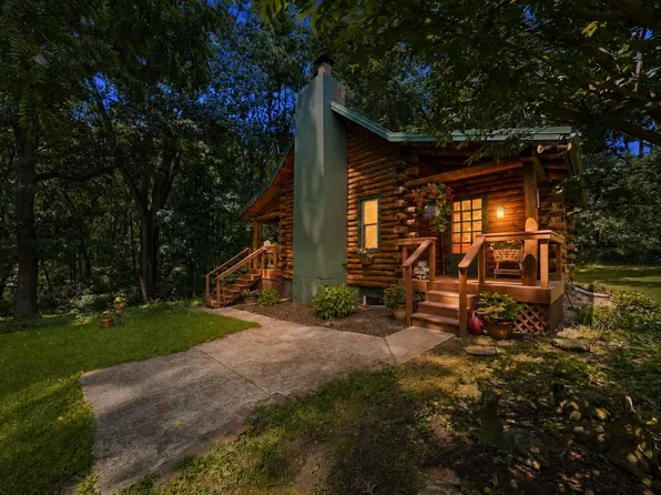 1166 N Wozniak Rd, La Porte, IN 46350