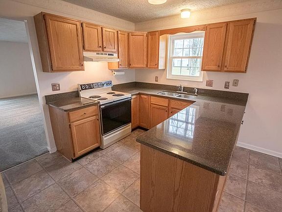 3rd image of 2826 Tinkers Ln #62