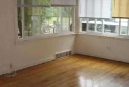 2 bed, 1.5 bath, 1100 sqft, $1,900 — Photo 3