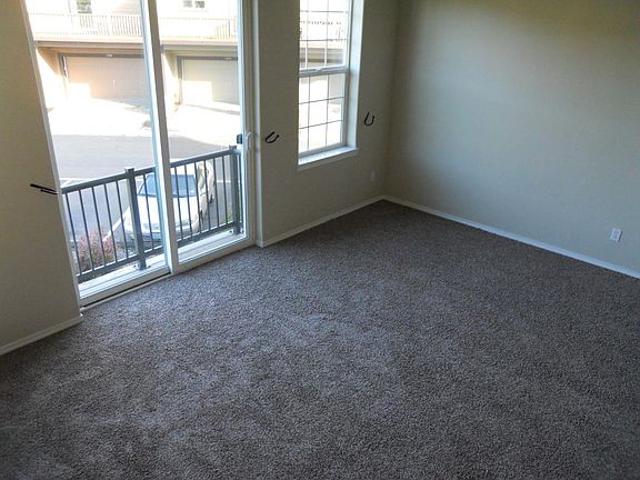 4th image of 4810 SE Northwood Way
