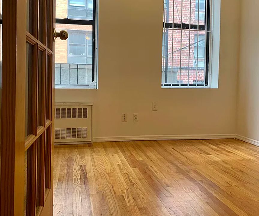 2nd image of 221 E 85th St APT 9