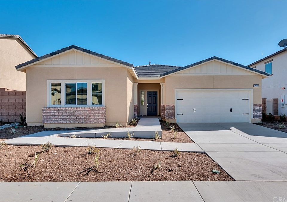 1st image of 34780 Silversprings Pl