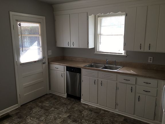4th image of 3124 Greggwood Dr