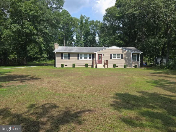 25073 Oxford Rd, Ruther Glen, VA 22546