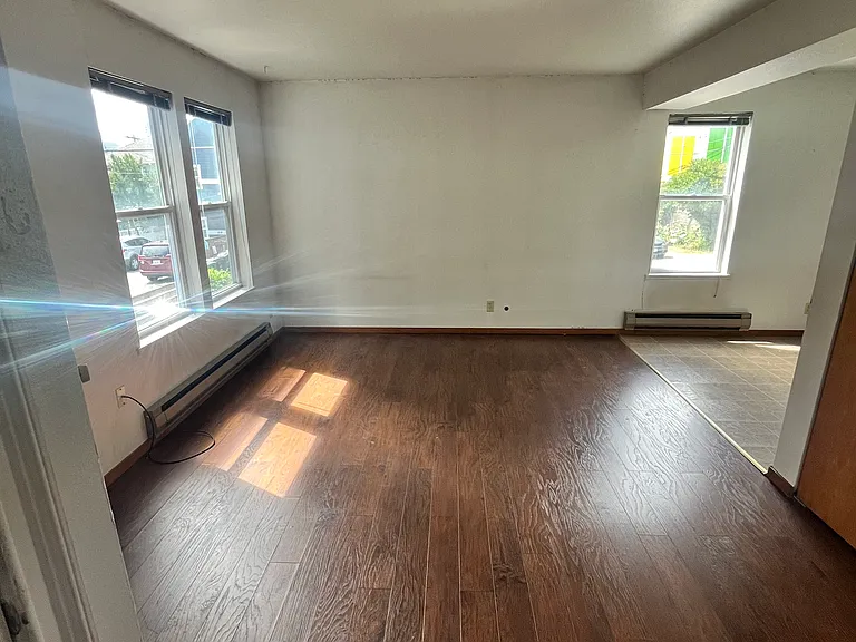921 14th Ave #4 — Photo 18