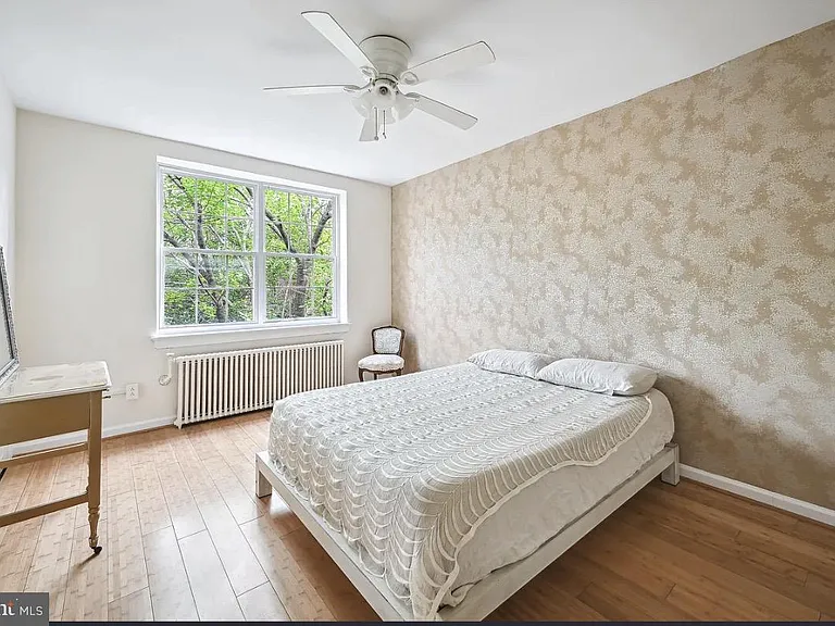 939 Longfellow St NW #205 — Photo 9
