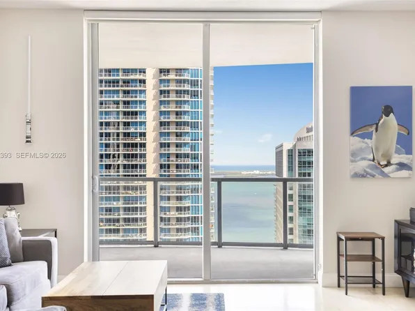 1060 Brickell Ave APT 3505, Miami, FL 33131