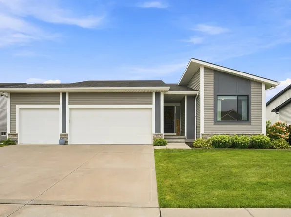 1812 Roebling Rd, Adel, IA 50003