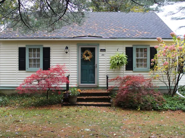 144 Hurlburt Rd, Great Barrington, MA 01230
