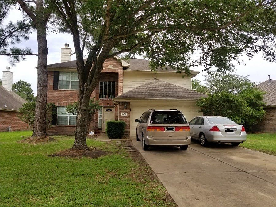 1st image of 24510 Avonbury Ln