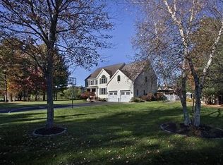 37 Baker Ln, Lakeville, MA 02347
