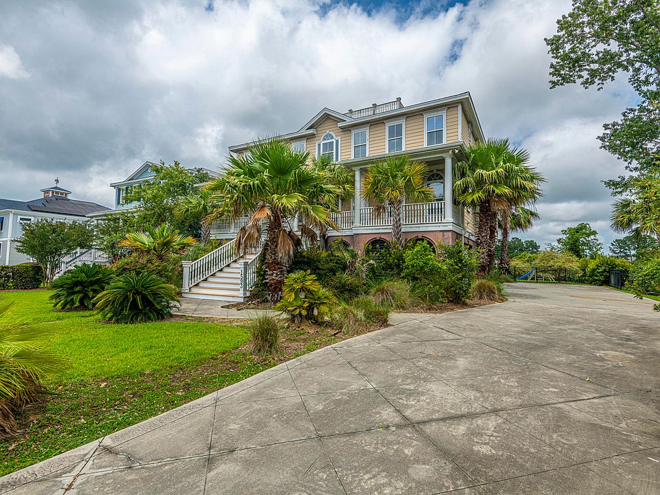 1st image of 1593 Rivertowne Country Club Dr