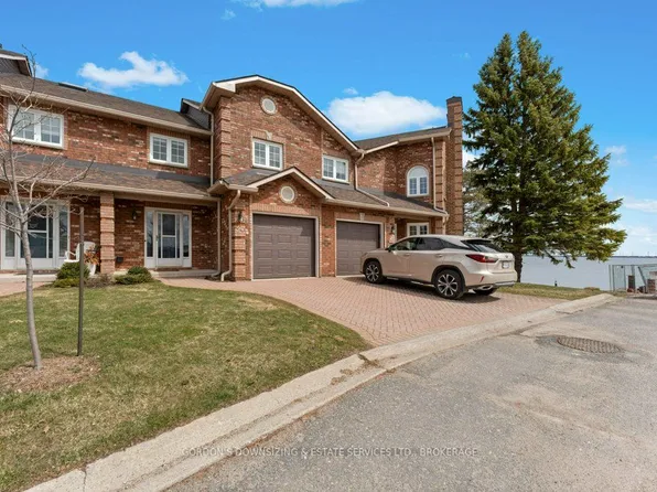 1098 King St W #24, Kingston, ON K7M 8J2