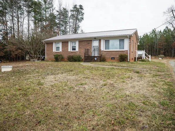 1130 Hardings Mill Rd, Nathalie, VA 24577