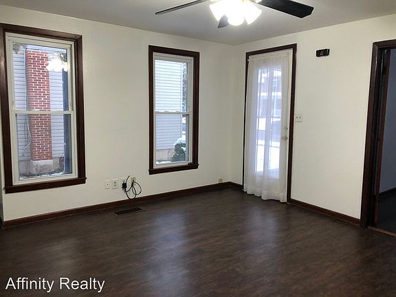 4th image of 21 W Pease Ave
