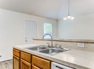 13000 Lazy Ln #13000, Willis, TX 77318