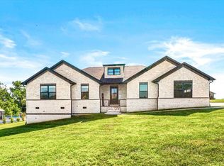 46 Caden Ln, London, KY 40744
