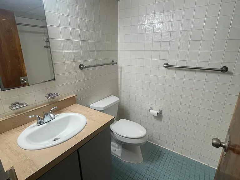 310 Plum St #7 — Photo 2