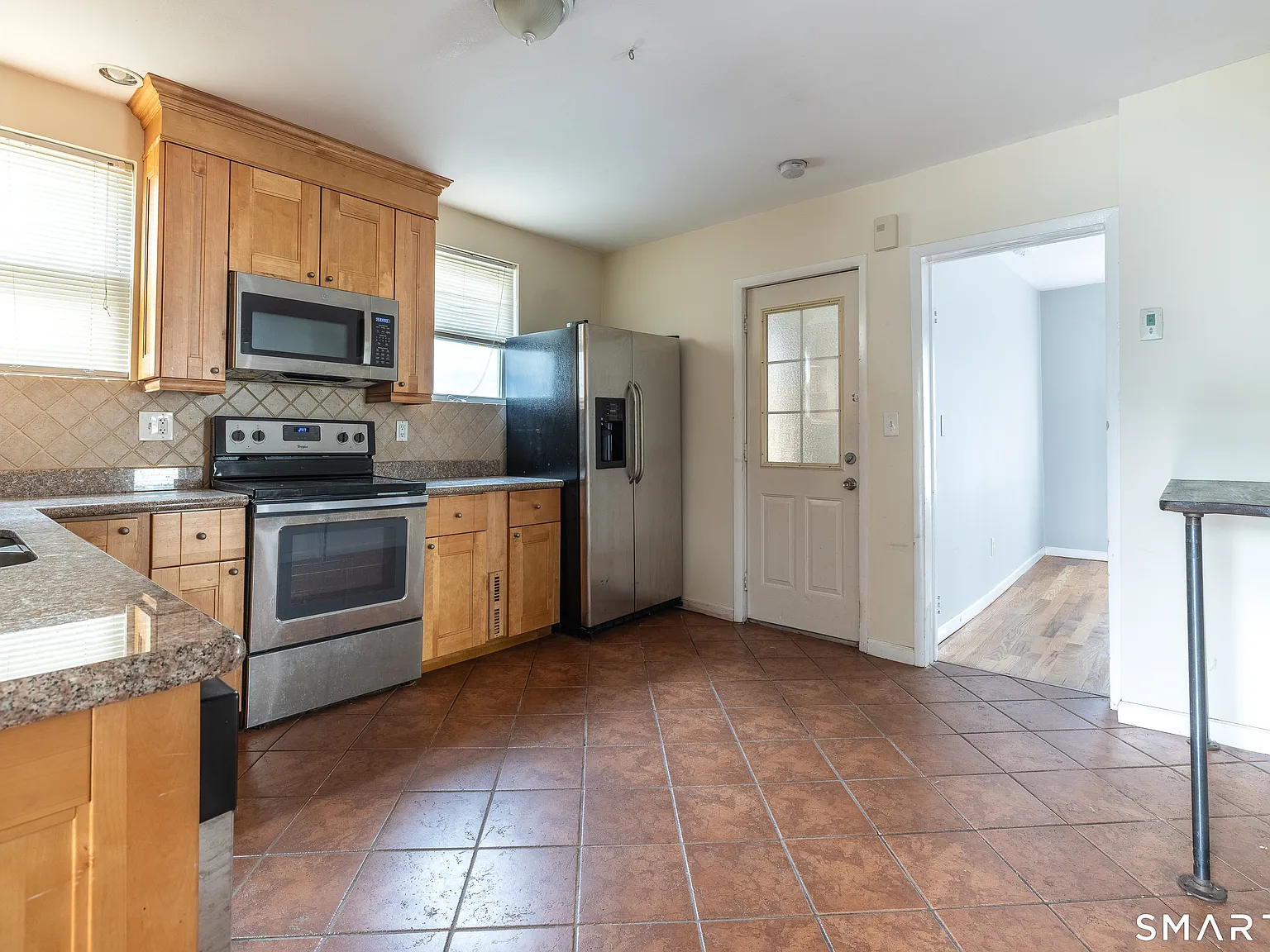 2 bed, 1.0 bath, 912 sqft, $2,000 — Photo 4
