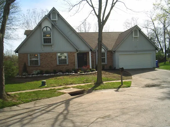 2389 Gross Point Ln, Ballwin, MO 63011