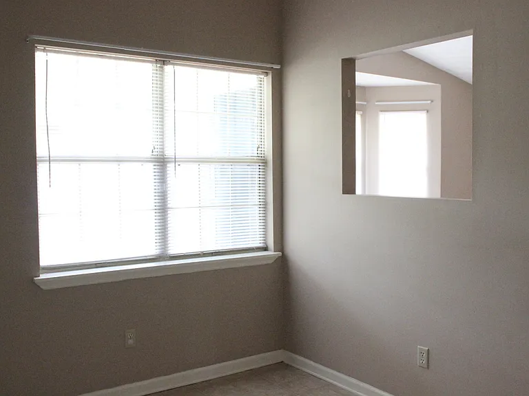 69 Pamela Dr — Photo 5