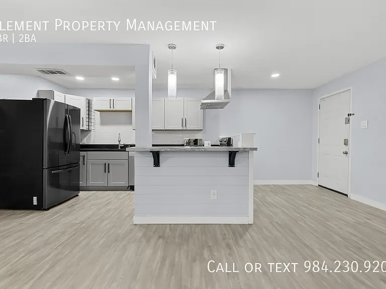 500 Umstead Dr #B203 — Photo 7