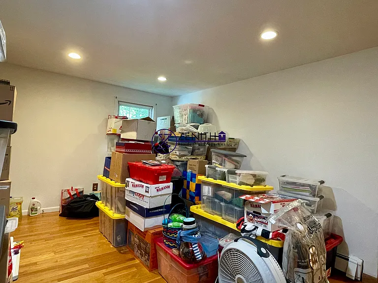 94 Walnut St #1 — Photo 20