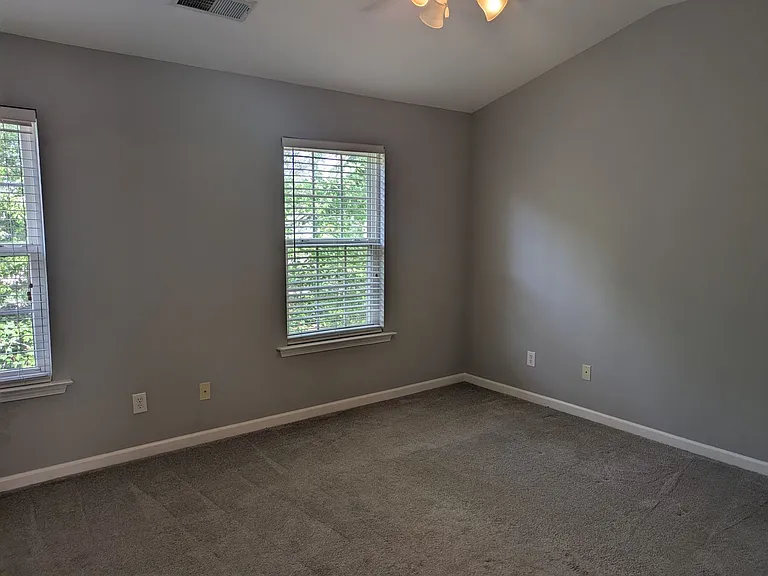 18474 Streamline Ct — Photo 19