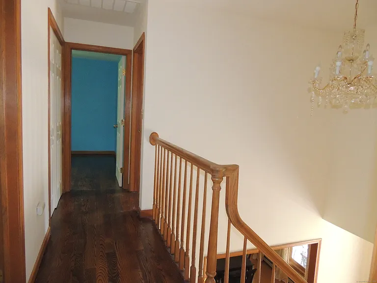 12 Cardinal Ln — Photo 23