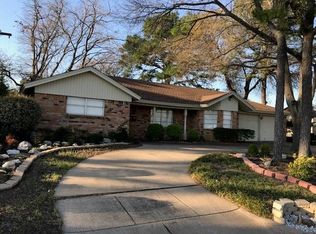 1603 Signet Dr, Euless, TX 76040