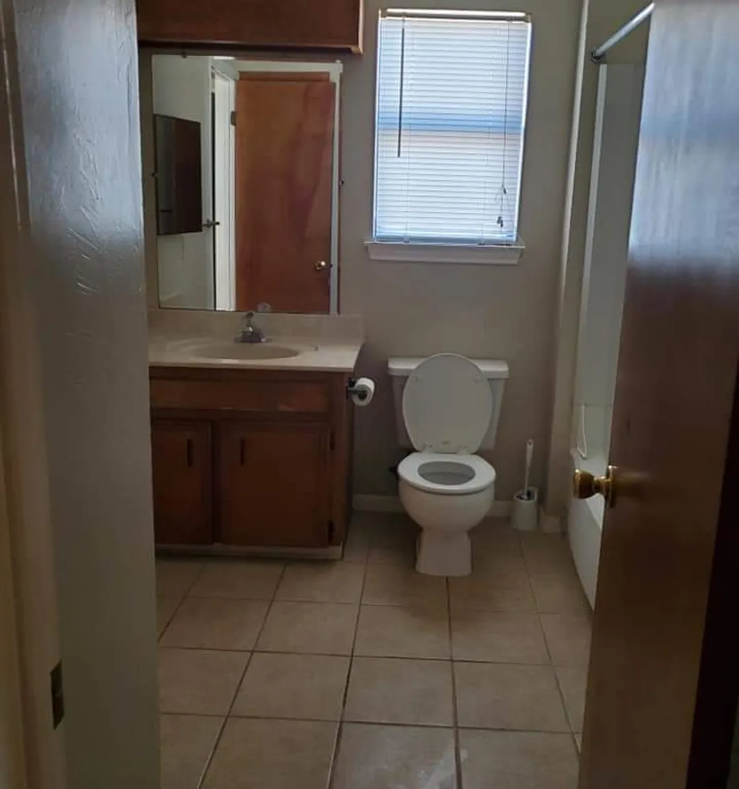 346 Lake Placid Dr — Photo 2