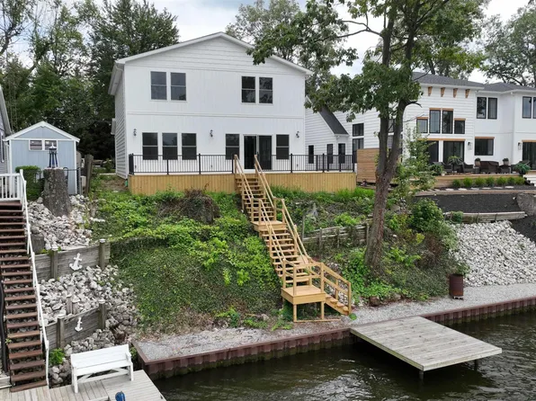 4703 E Elmer Girtz Dr, Monticello, IN 47960