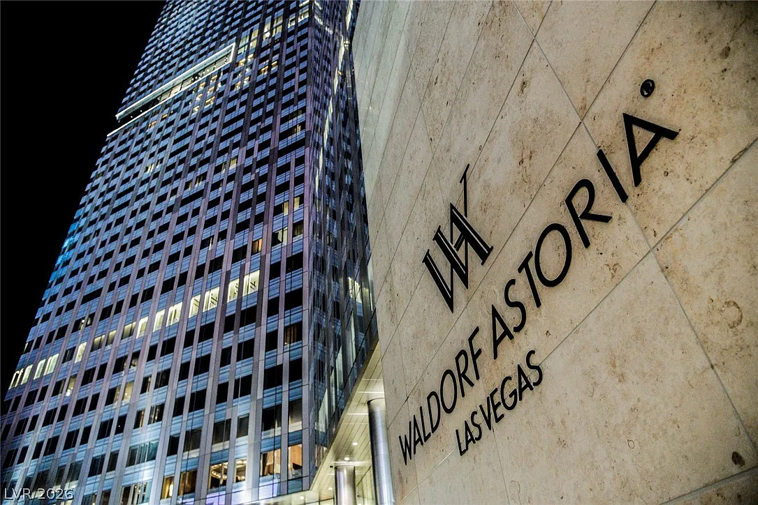 Waldorf Astoria — Photo 2