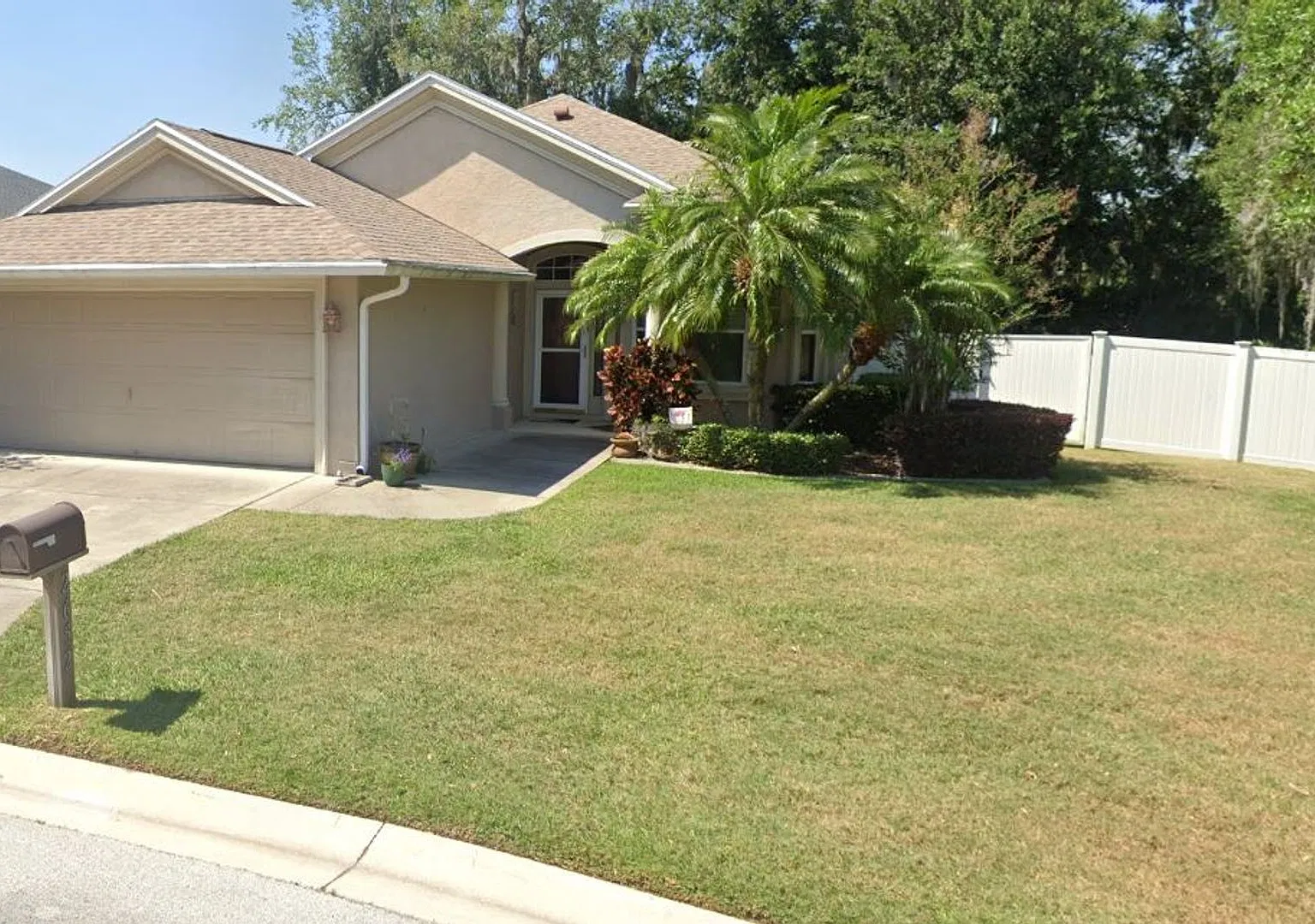 South Lakeland Rental Home! — Photo 1