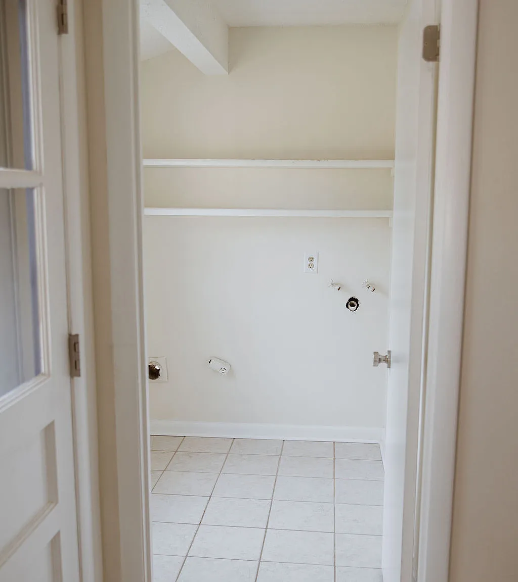 102 Jennings Dr — Photo 4
