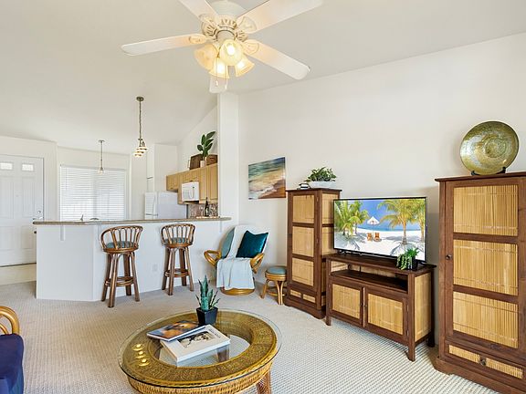 4th image of 75-6009 Alii Dr APT R22