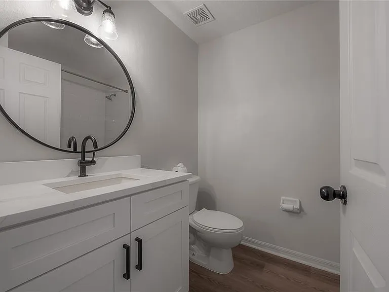2701 1/2 W Arch St — Photo 16